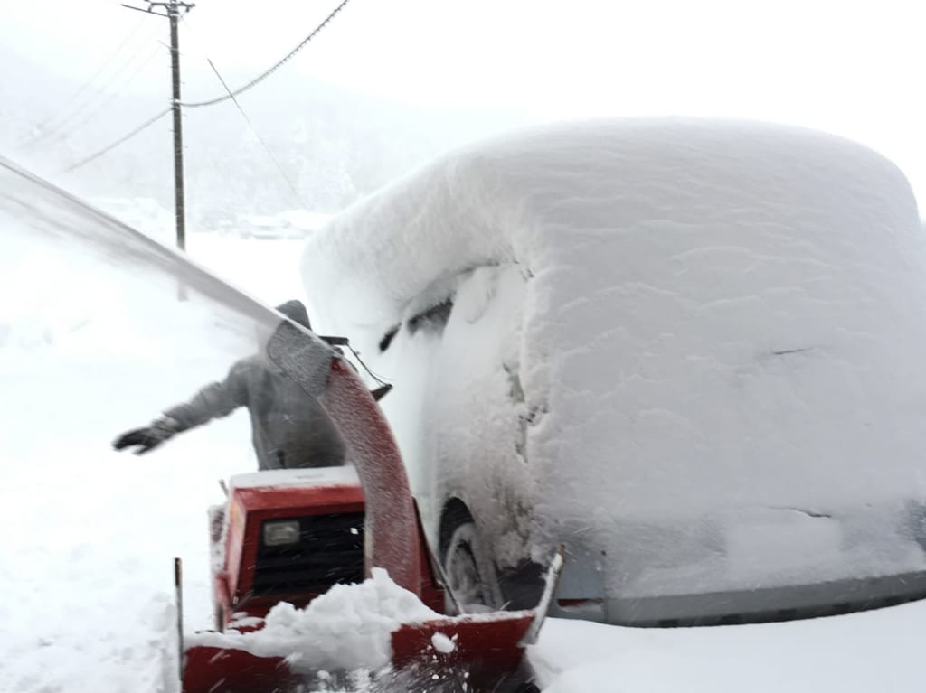 除雪中