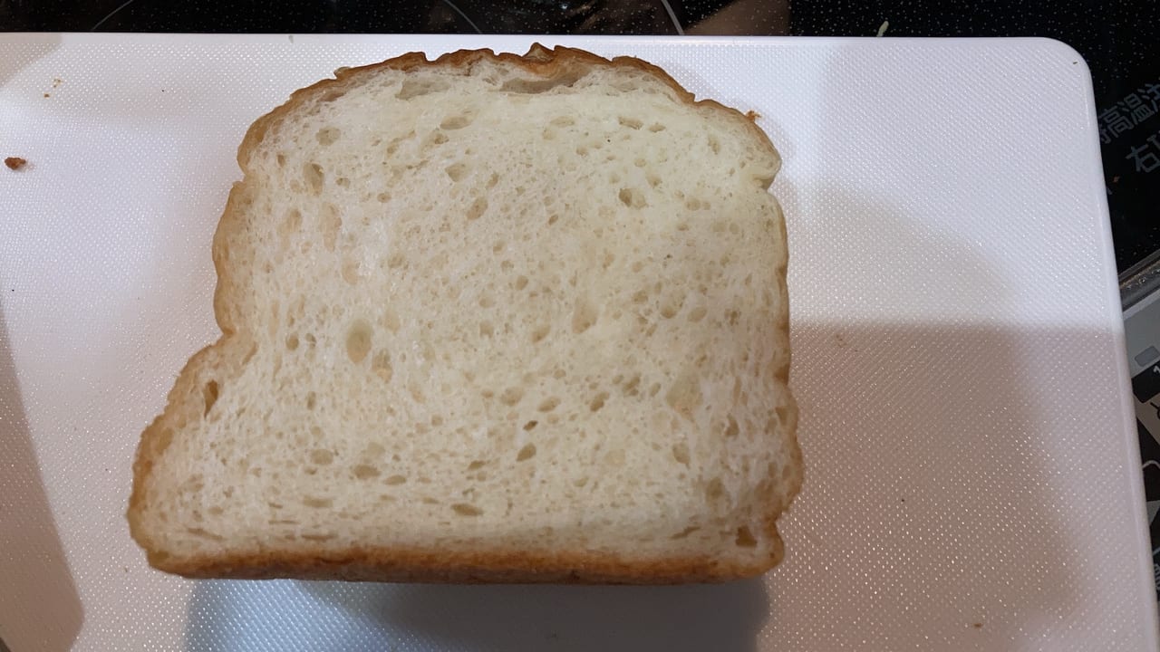 定番のごっついうまいパン