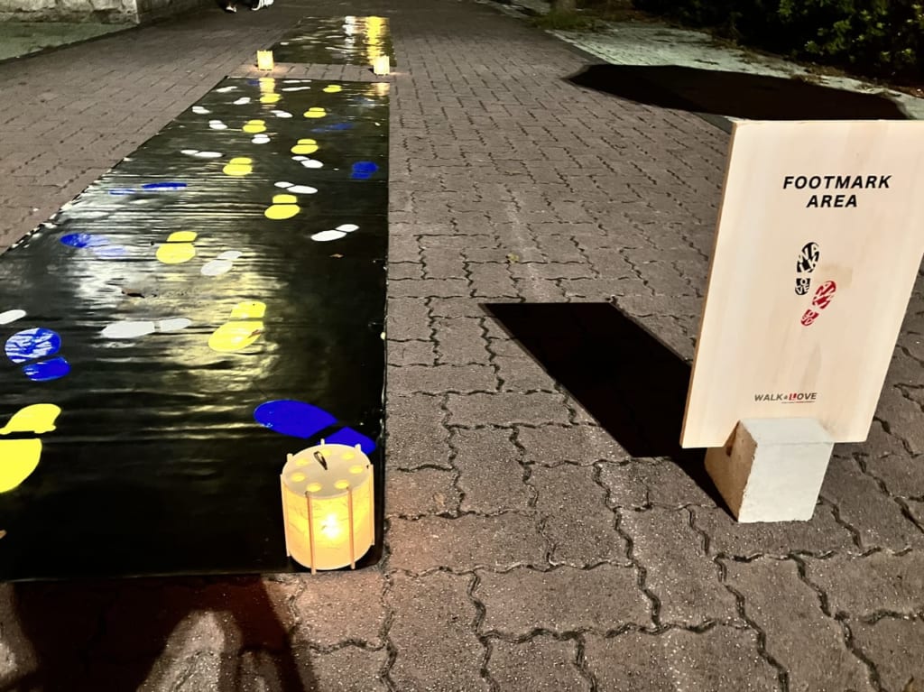 遊歩道のライトアップ